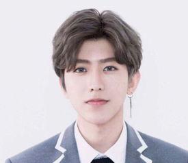 吃瓜群众 蔡徐坤,蔡徐坤现象背后的文化解读