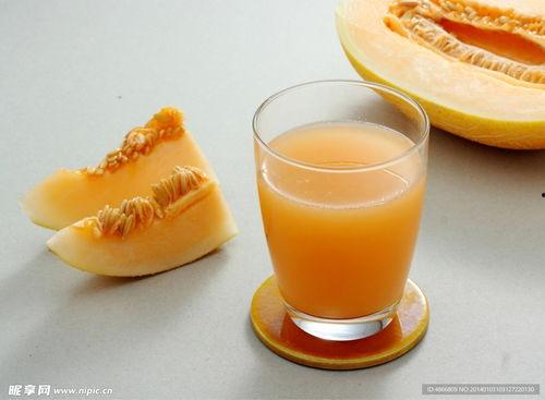 Kk吃哈密瓜,Kk畅享哈密瓜美味时光